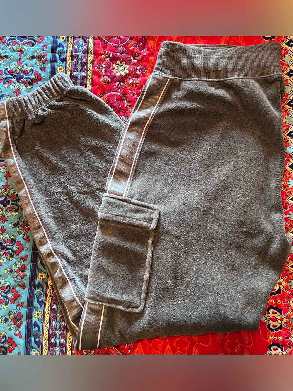 NEW WITHOUT TAGS Tommy Hilfiger Sport Dark Gray Cargo Joggers—Size Medium